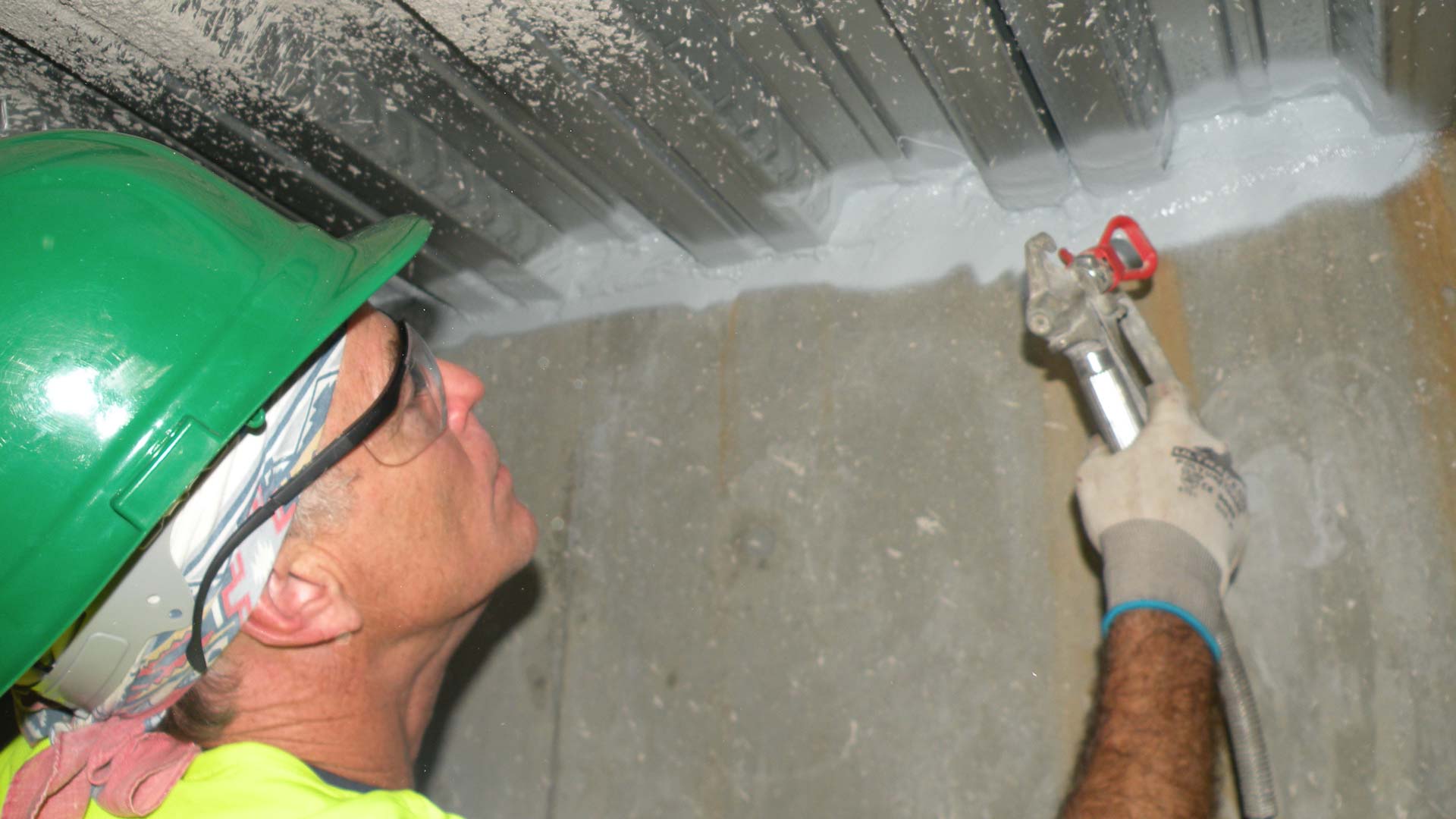 Insulators Spraying Firestopping