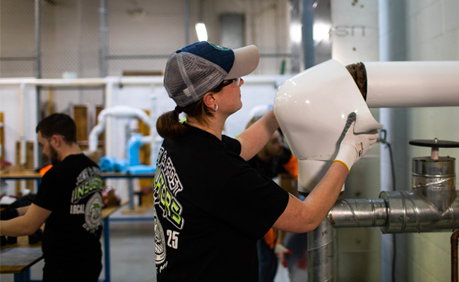 female-insulator1 Insulators Local 25 Apprentice | Apprentice Training | LMCT